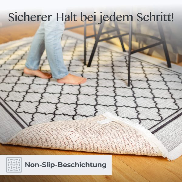 Füße auf dem Teppich Bern, sichtbare rutschfeste Unterseite