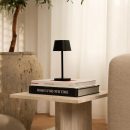 Ava Black wiederaufladbare Tischlampe | Schlanke kabellose Beleuchtungslösung