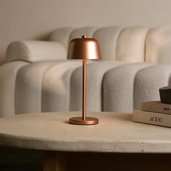 Anton Kupfer wiederaufladbare Tischlampe | Stilvolle und kabellose Beleuchtung – Bild 4