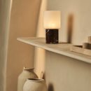 Cuyp Red / Rosso Levanto - Marmor wiederaufladbare Tischlampe - Schnurlos, USB -wiederaufladbar und bis zu 100 Stunden Laufzeit
