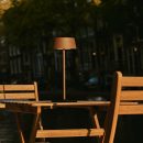 Hugo Mokkabraune wiederaufladbare Tischlampe – stilvoll, dimmbar und kabellos
