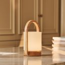 George hellbraune hölzerne wiederaufladbare Lampe in Kombination mit gefrostetem Glas und einem Griff