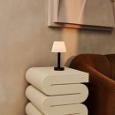 Zoë schwarze wiederaufladbare Tischlampe aus Holz | Dimmbar und tragbar | 80 Stunden Akkulaufzeit