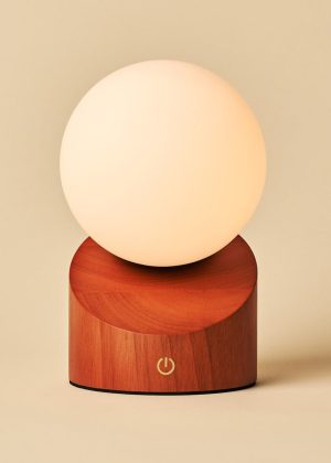Morris Chestnut Brown Stylish wiederaufladbare Lampe-schnurlos, dimmbar, umweltfreundliches Design