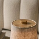 Rover Hellbraune wiederaufladbare Holzlampe | Kabellos, dimmbar mit Stoffschirm