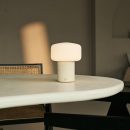 Renoir Beige / Travertino Classico - Travertin wiederaufladbare Tischlampe - Schnurlos, USB -wiederaufladbar und bis zu 120 Stunden Beleuchtung