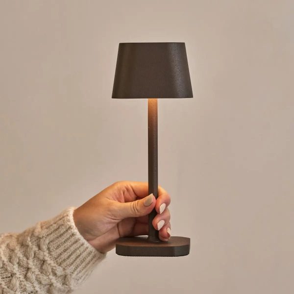 Ava Mokkabraune wiederaufladbare Tischlampe | Kabellos und dimmbar – Bild 4