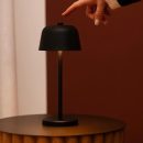 Anton Black wiederaufladbare Tischlampe | Stilvolle und kabellose Beleuchtung