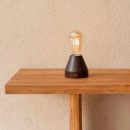 Zavi Dunkelbraune wiederaufladbare LED-Tischlampe – kabellos, dimmbar, 80-Stunden-Akku