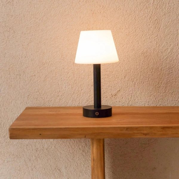 Zoë schwarze wiederaufladbare Tischlampe aus Holz | Dimmbar und tragbar | 80 Stunden Akkulaufzeit – Bild 4