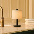 Rover Schwarze Holzlampe - wiederaufladbar, schnurlos und dimmbarer Schatten