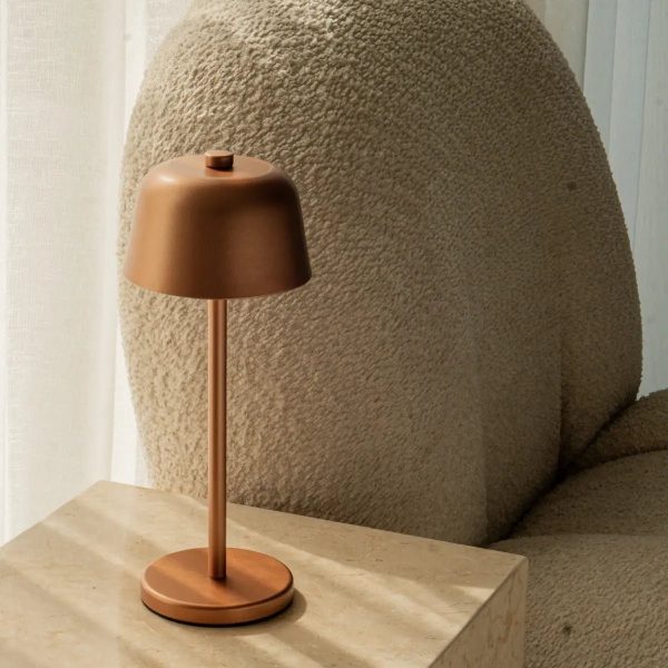 Anton Kupfer wiederaufladbare Tischlampe | Stilvolle und kabellose Beleuchtung – Bild 15