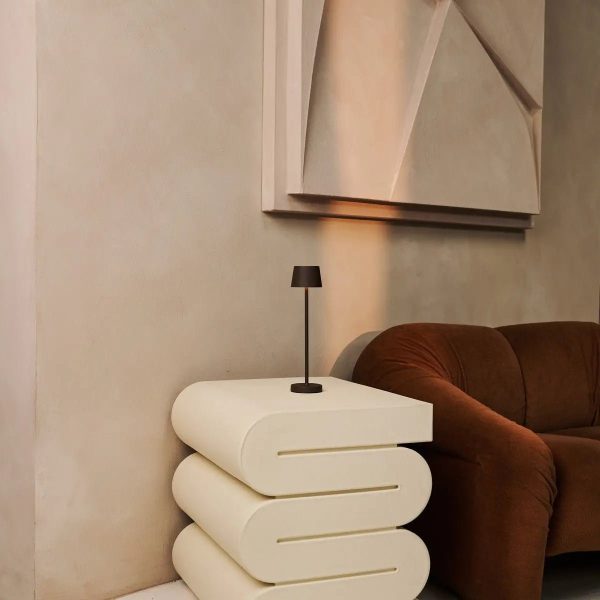 Vondel Mokka Brown wiederaufladbar und schnurloses Lampe perfekt für die Hotellerie - drahtlos wiederaufladbar über Ladestation – Bild 13