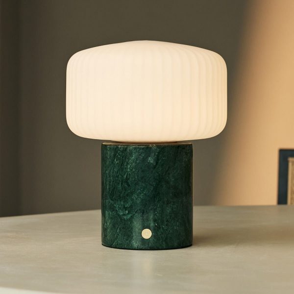 Renoir Green / Verde Alpi - Marmor wiederaufladbare Tischlampe - Schnurloses, USB wiederaufladbar und bis zu 120 Stunden Beleuchtung