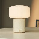Renoir Beige / Travertino Classico - Travertin wiederaufladbare Tischlampe - Schnurlos, USB -wiederaufladbar und bis zu 120 Stunden Beleuchtung