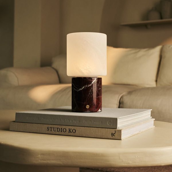 Cuyp Red / Rosso Levanto - Marmor wiederaufladbare Tischlampe - Schnurlos, USB -wiederaufladbar und bis zu 100 Stunden Laufzeit – Bild 2