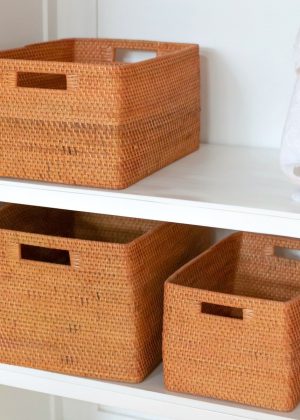 Regalkorb aus Rattan Zeitungskorb Aufbewahrungskorb Braun Handgeflochtener Dekokorb WARSA (3 Größen)
