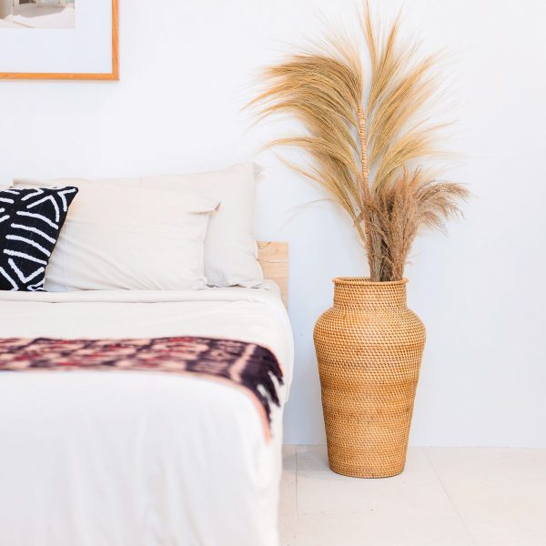 Geflochtene Rattanvase rund – Große Boho Dekovase – Vase hoch & schmal – Bodenvase handgefertigt aus Naturfasern (Ø 30 cm) KIDUNG – Bild 3
