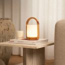 George hellbraune hölzerne wiederaufladbare Lampe in Kombination mit gefrostetem Glas und einem Griff
