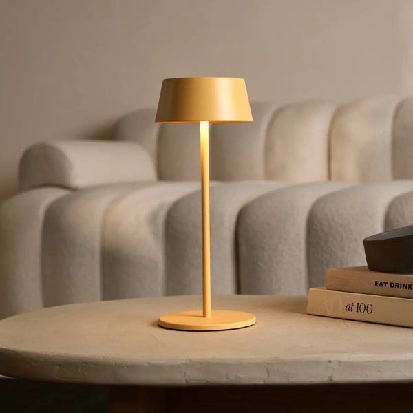 Hugo Amber Yellow Wiederaufladbare Tischlampe aus Eisen – dimmbar, stilvoll und kabellos – Bild 3