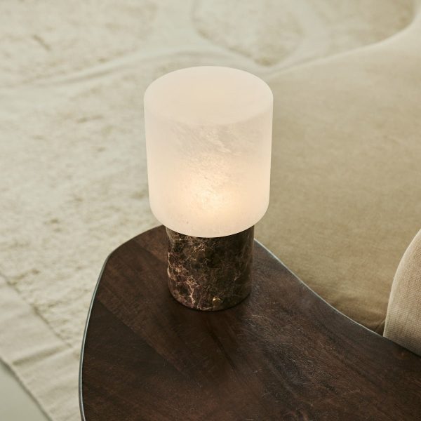Cuyp Brown / Emperador Dark - Marmor wiederaufladbarer Tischlampe - Schnurlos, USB -wiederaufladbar und bis zu 100 Stunden Laufzeit – Bild 5