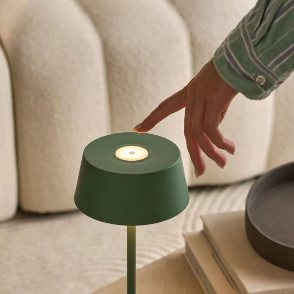 Hugo Sage Green Wiederaufladbare Tischlampe – Stilvoll, dimmbar und kabellos – Bild 2