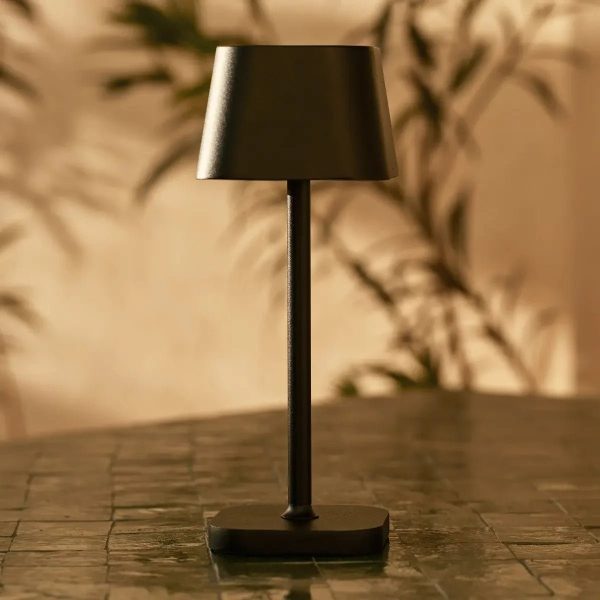 Ava Black wiederaufladbare Tischlampe | Schlanke kabellose Beleuchtungslösung – Bild 2