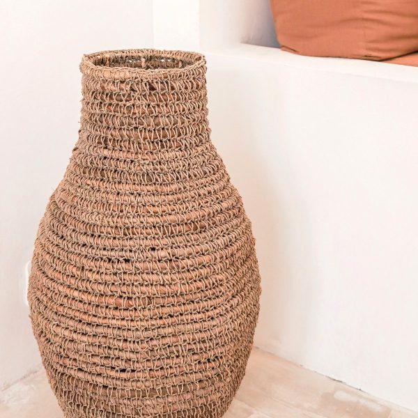 Gewebte Boho-Vase SAKRA aus Bananenfaser und Bast – Bild 4