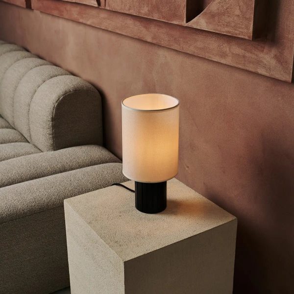 Kiko Black Tischlampe – Gemütliche Schreibtischlampe in Schwarz und Beige mit E27-Fassung – Bild 11
