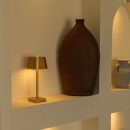 Ava Gold wiederaufladbare Tischlampe | Kabellos, dimmbar und stilvoll