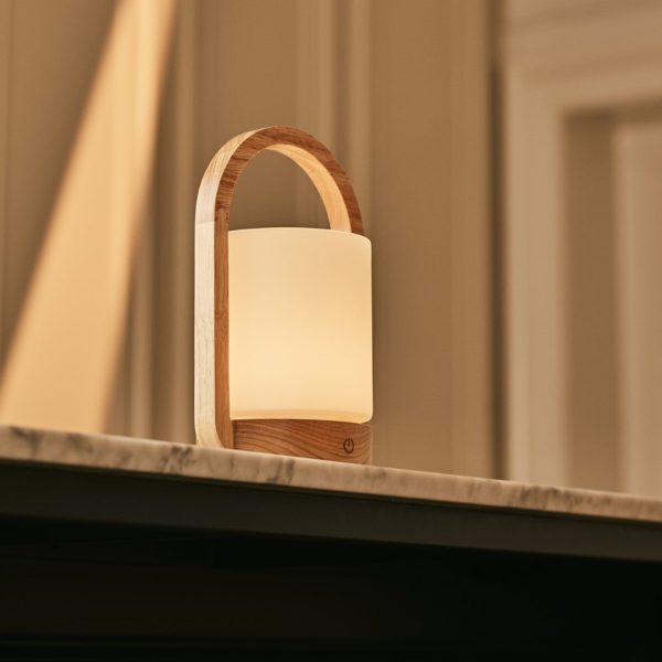 George hellbraune hölzerne wiederaufladbare Lampe in Kombination mit gefrostetem Glas und einem Griff – Bild 5