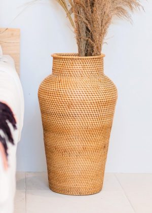 Geflochtene Rattanvase rund – Große Boho Dekovase – Vase hoch & schmal – Bodenvase handgefertigt aus Naturfasern (Ø 30 cm) KIDUNG