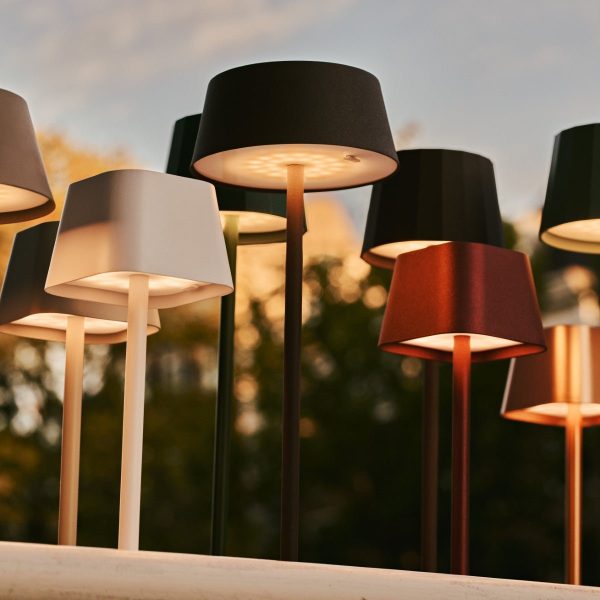 Hugo Mokkabraune wiederaufladbare Tischlampe – stilvoll, dimmbar und kabellos – Bild 11