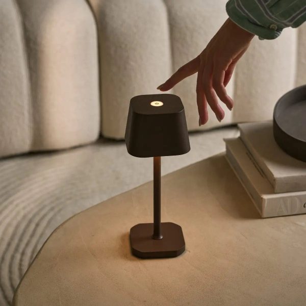 Ava Mokkabraune wiederaufladbare Tischlampe | Kabellos und dimmbar – Bild 7