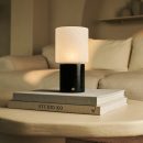 Cuyp Black / Nero Marquina - Marmor wiederaufladbare Tischlampe - Schnurlos, USB -wiederaufladbar und bis zu 120 Laufzeit