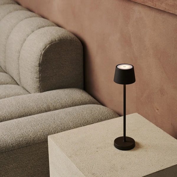 Vondel Mokka Brown wiederaufladbar und schnurloses Lampe perfekt für die Hotellerie - drahtlos wiederaufladbar über Ladestation – Bild 11
