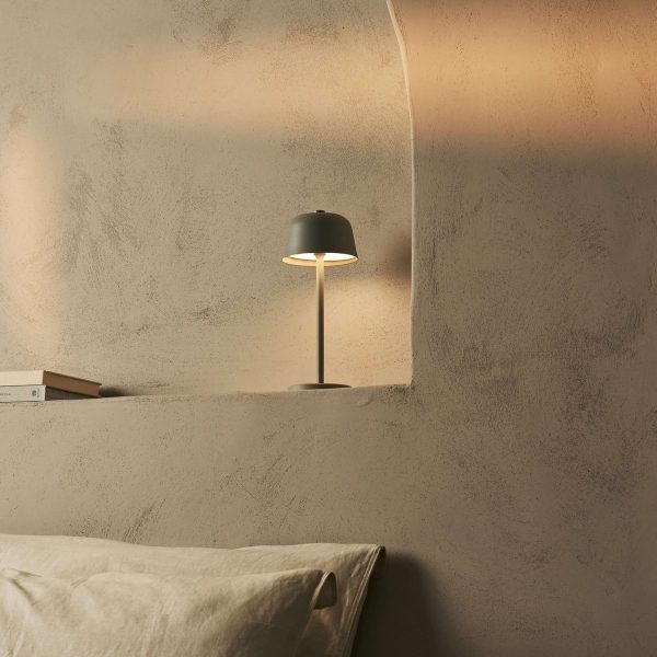Anton Shadow Grey wiederaufladbare Tischlampe | Stilvolle und schnurlose Beleuchtung – Bild 2