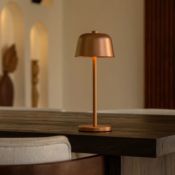 Anton Kupfer wiederaufladbare Tischlampe | Stilvolle und kabellose Beleuchtung – Bild 5