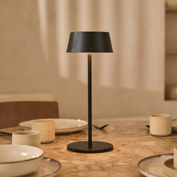 Hugo Midnight Black Wiederaufladbare Tischlampe – dimmbar, stilvoll und kabellos – Bild 2