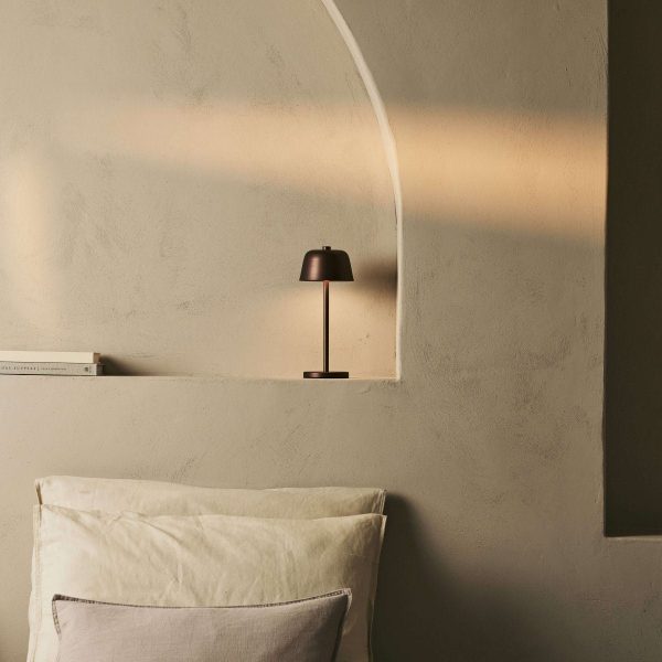 Anton Espresso Brown wiederaufladbare Tischlampe | Stilvolle und schnurlose Beleuchtung – Bild 7