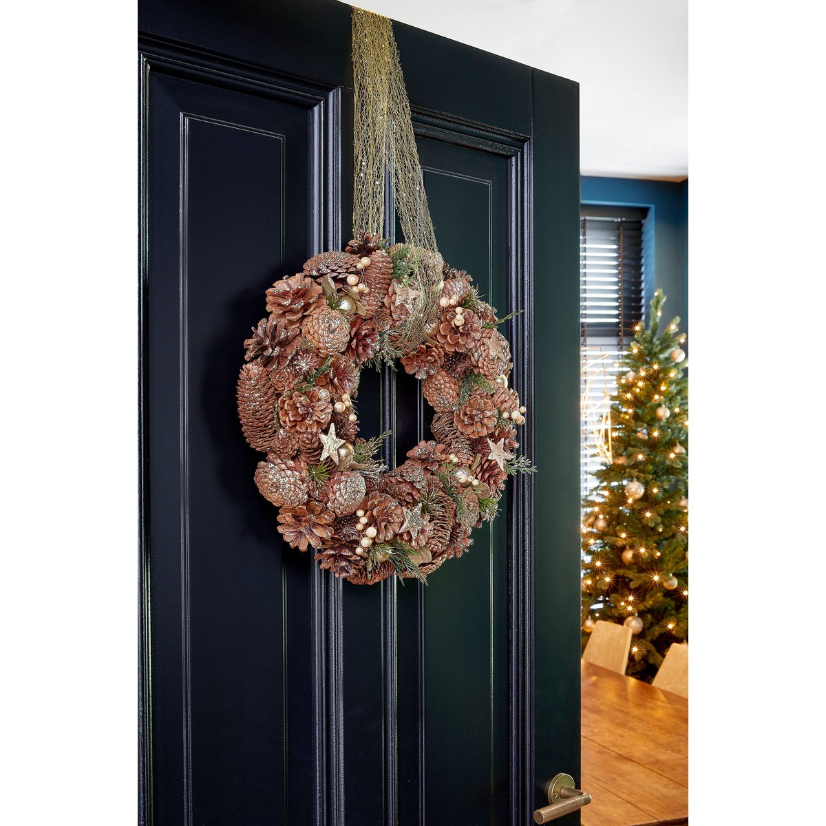 heySimeon | Brant Weihnachtskranz mit Kiefernzapfen – Braun Ø45 cm – Bild 5