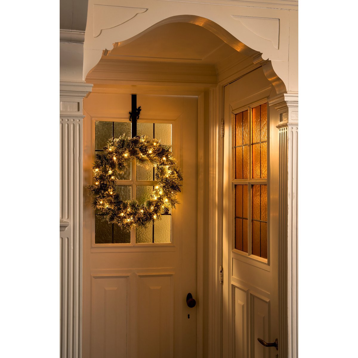 heySimeon | Vandans Weihnachtskranz mit LED-Beleuchtung – Grün gefrostet Ø60 cm – Bild 4