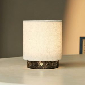 Tavellio | Designer-Tischlampe Mauve – beiger & brauner Marmor, kabellos & dimmbar