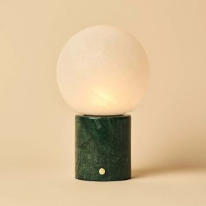 Tavellio | Designer-Tischlampe Metsu Green – grüner Marmor, kabellos & dimmbar