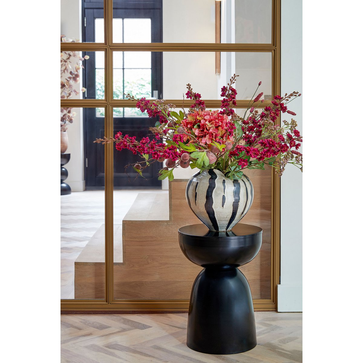 Designer Beistelltisch Elliot | Rund, modern & elegant, Ø32 cm x H45 cm | Mica Decorations – Bild 4