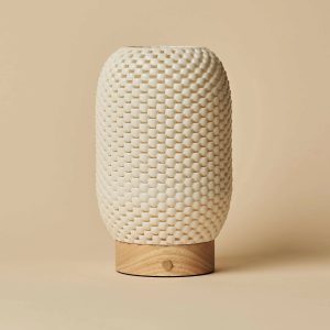 Tavellio | Designer-Tischlampe Aurora – 3D-gedrucktes Porzellan, kabellos & dimmbar