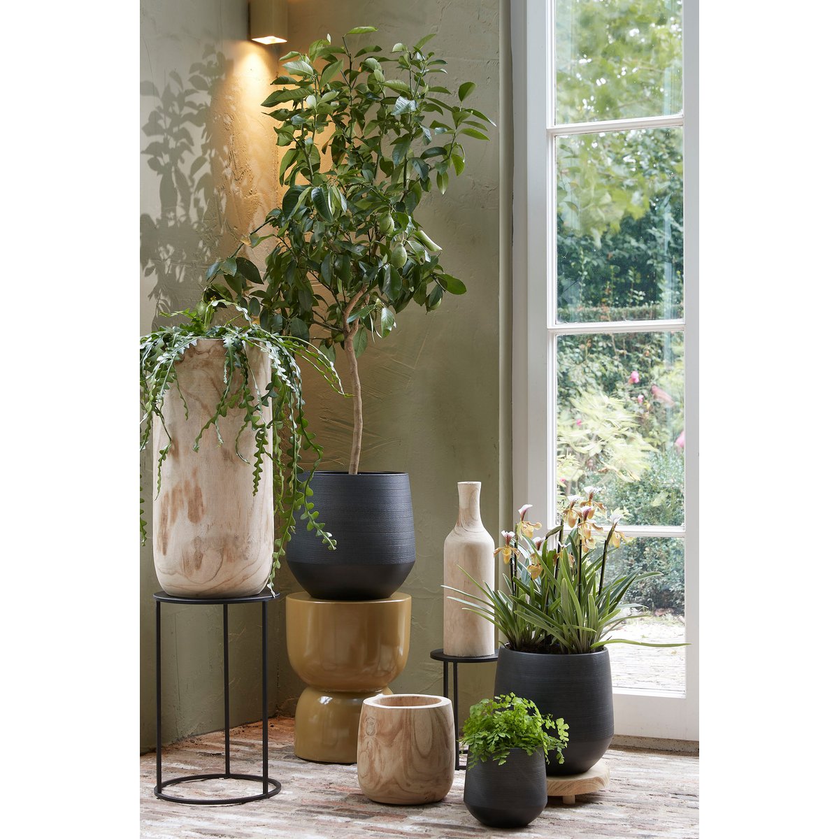 Designer Beistelltisch Stage | Rund | Zement, H45 cm | modern & auffällig | Mica Decorations – Bild 5