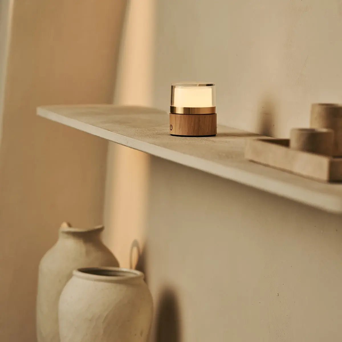 Leo Hellbraune kabellose wiederaufladbare Lampe | Kompakt, dimmbar und über USB wiederaufladbar – Bild 7