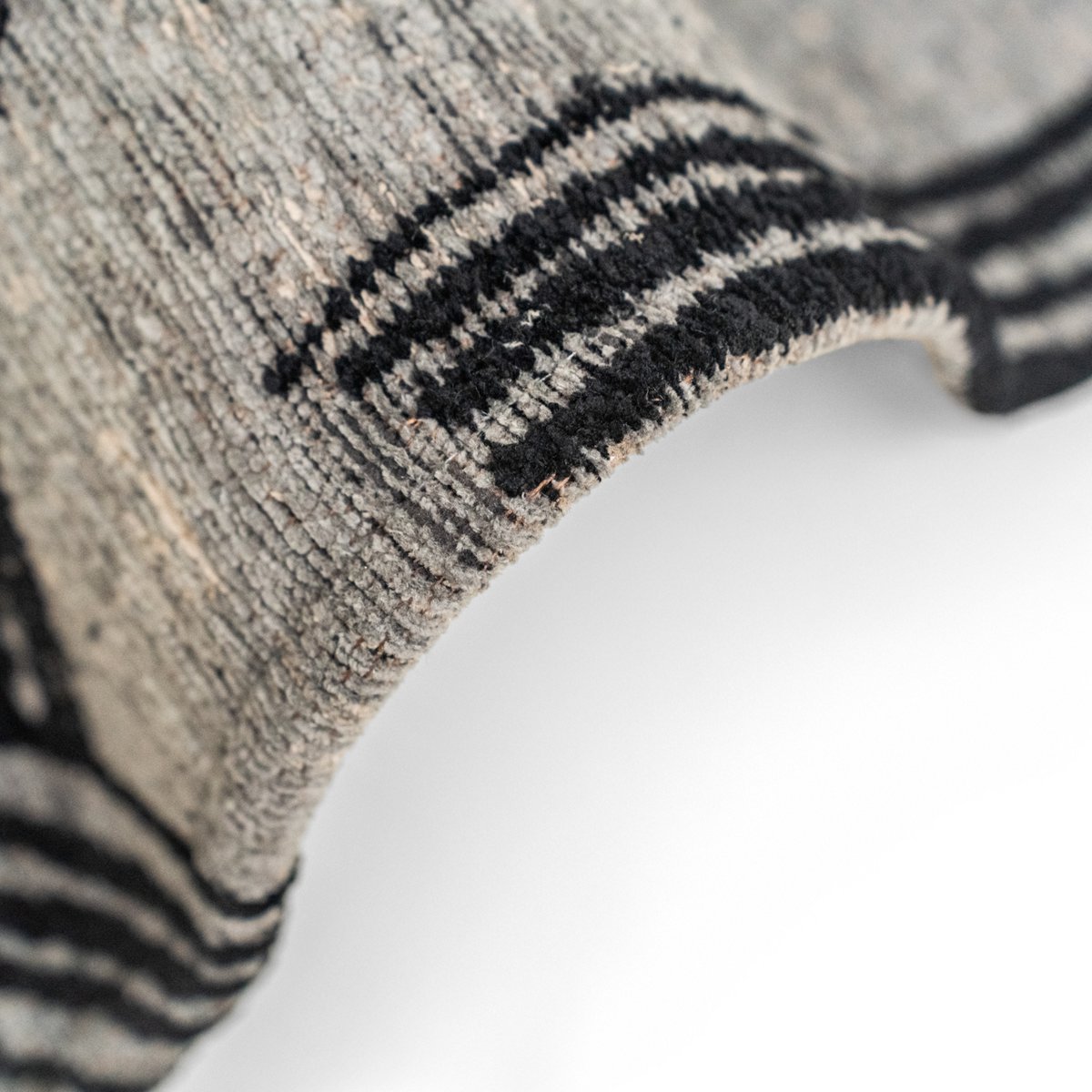 Wohnzimmer Teppich | Modern, Künstlerisch & Pflegeleicht – Bild 4