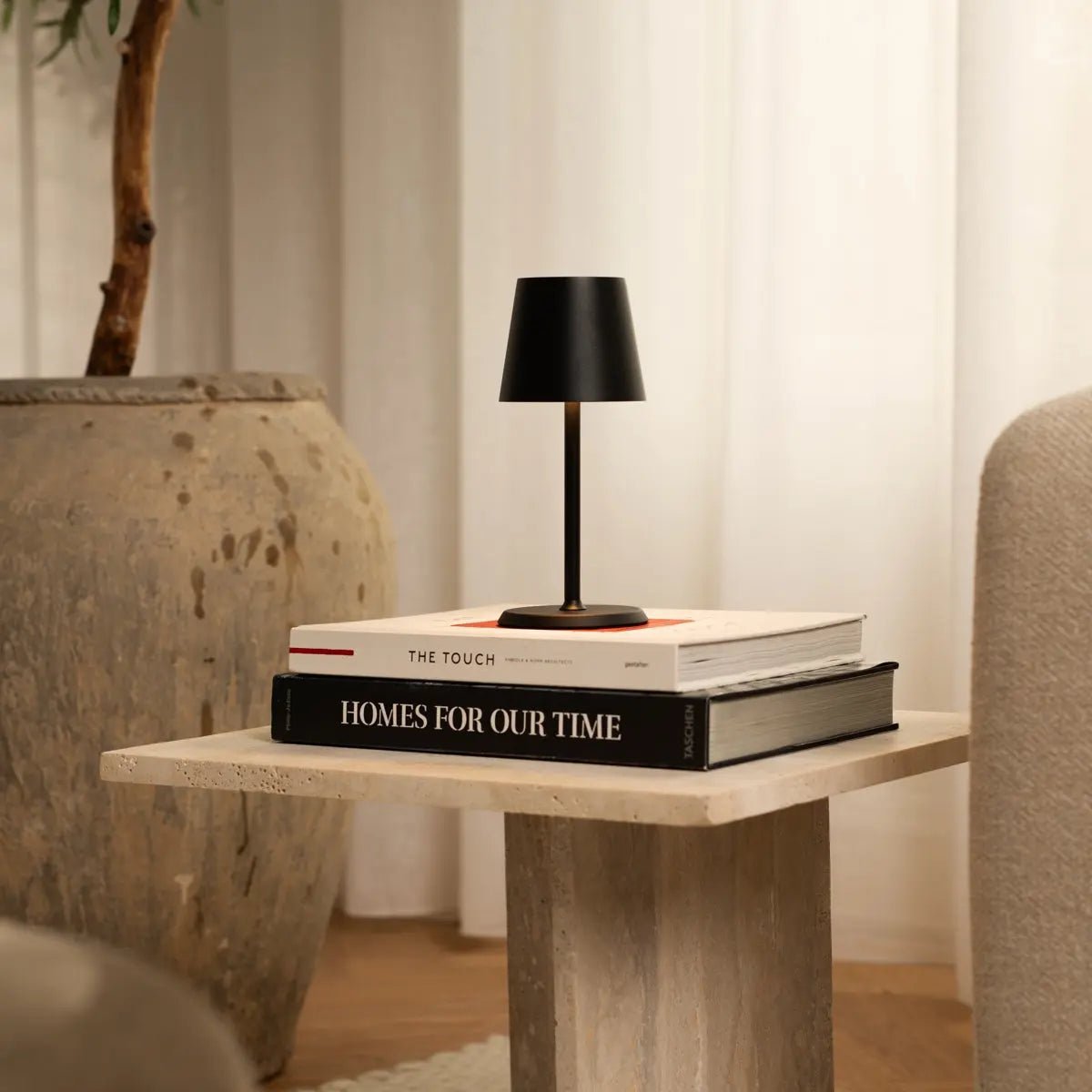 James Black wiederaufladbare Tischlampe | Kabellos, dimmbar und elegant – Bild 5